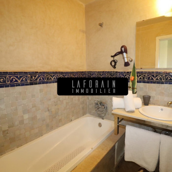 Salle de bain de la maison à vendre à Marrakech Palmeraie