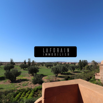 Vue du balcon de la maison à vendre à Marrakech Palmeraie