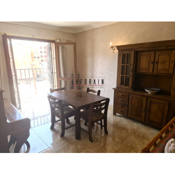 A louer spacieux appartement en centre ville de Guéliz à Marrakech, proche de tous commerces.