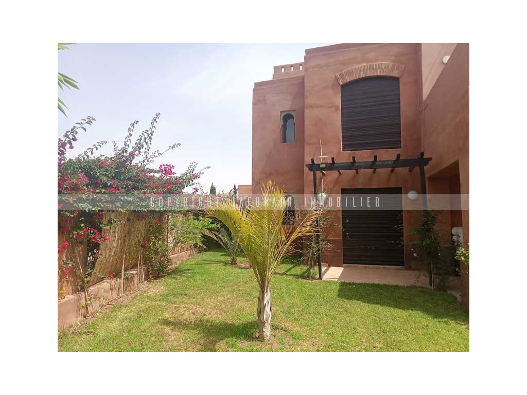 A louer villa de luxe :belle propriété verdoyante à Marrakech